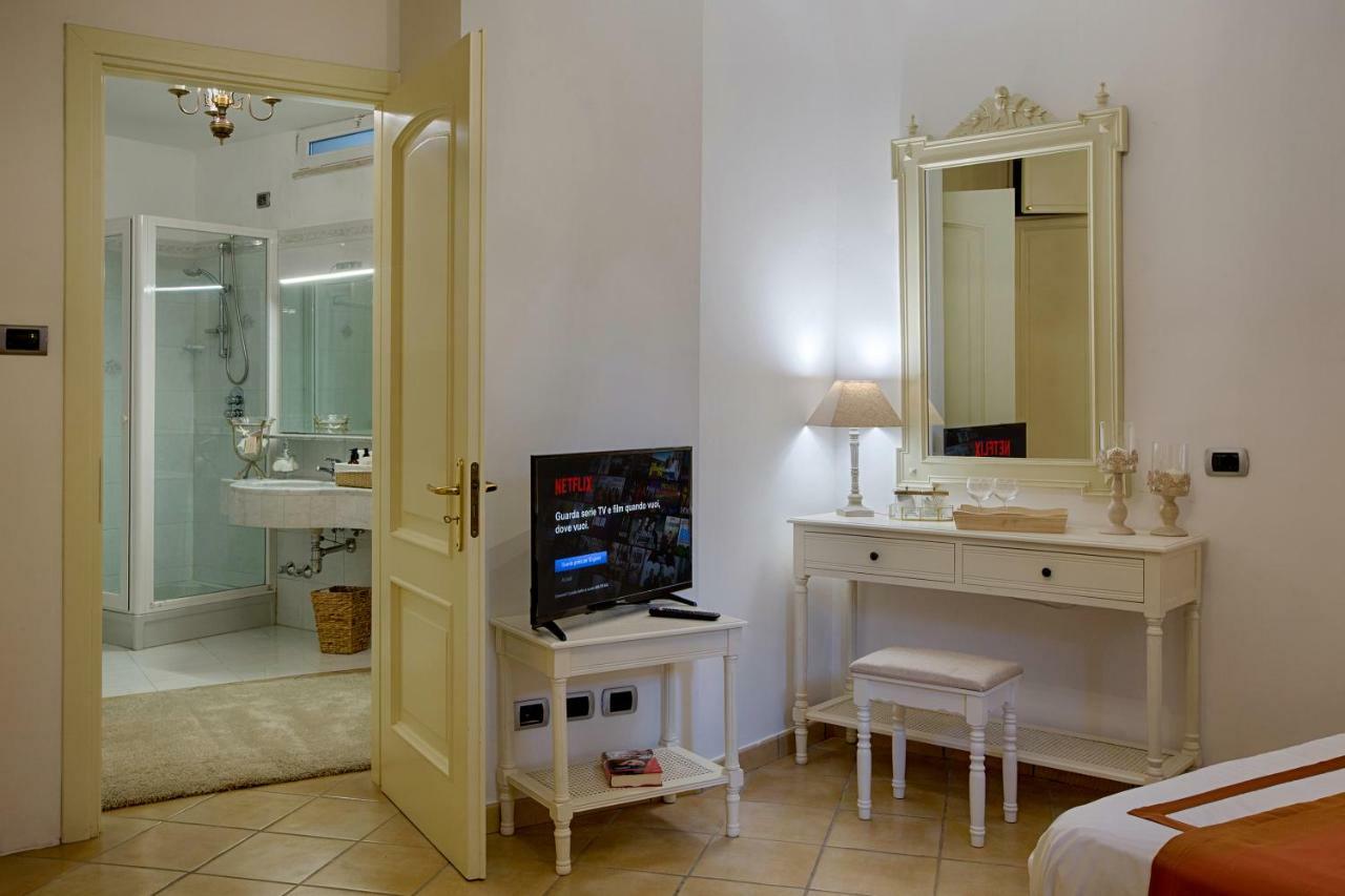 Villa Spartano Sant'Agata Sui Due Golfi Massalubrense Масса-Лубренсе Экстерьер фото